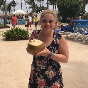 Meet your Posher, Anna